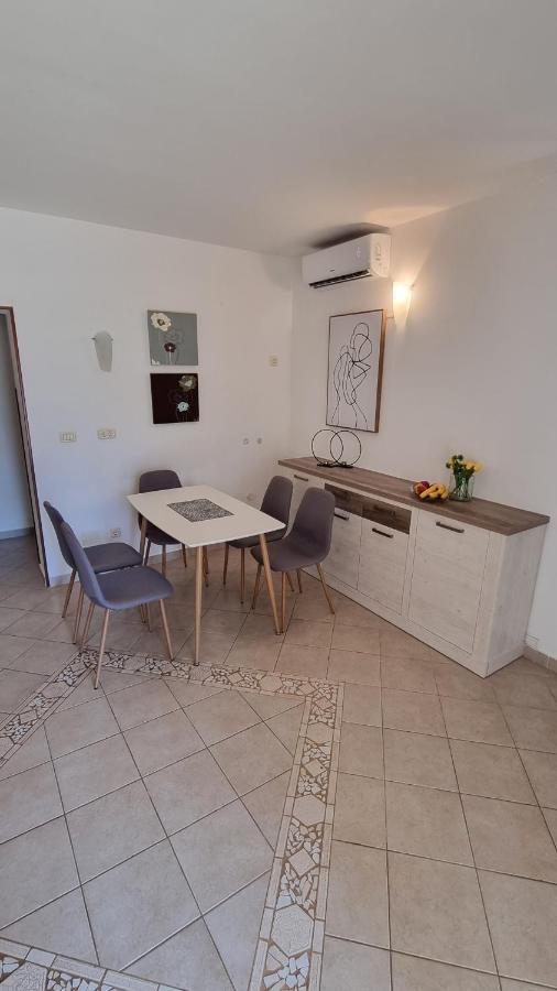 Ferienwohnung App Carla Novigrad Istria Exterior foto